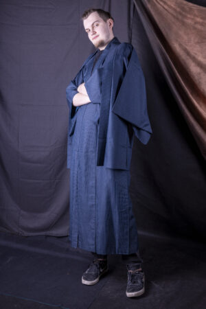 Męski komplet kimono i haori w kolorze kon-iro z motywem takarabukuro
