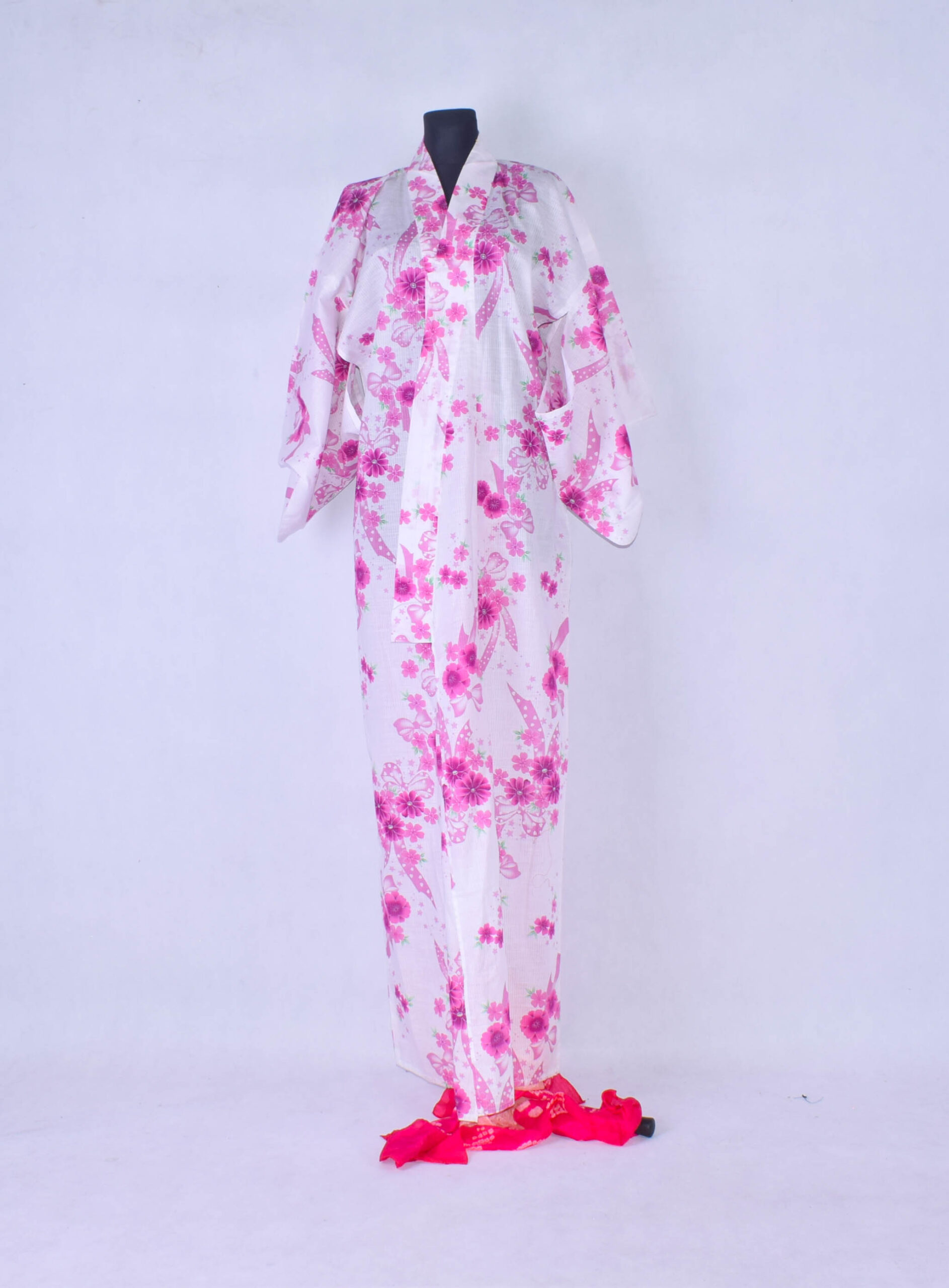 Yukata w motyw piwonii i wiśni
